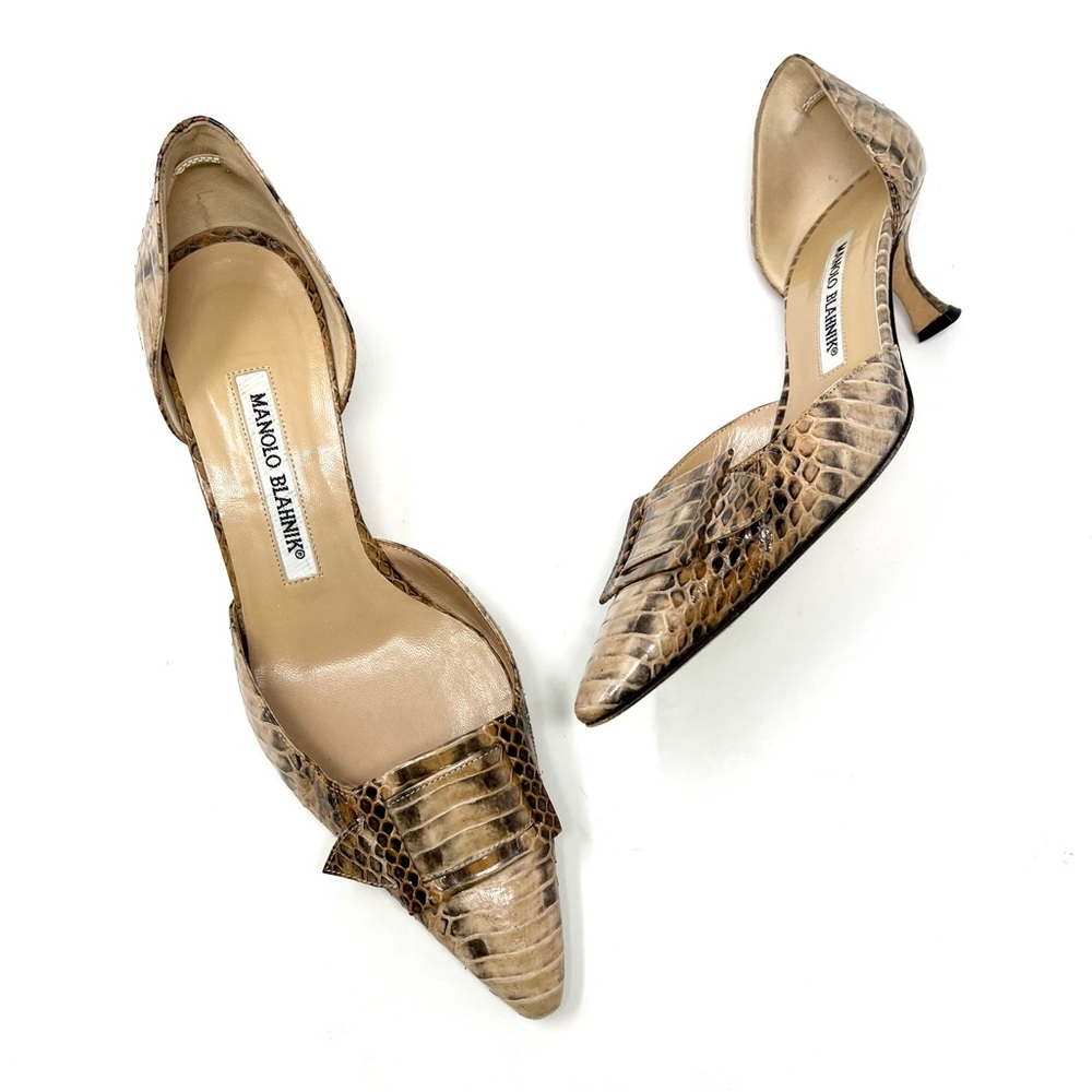 Manolo Blahnik Tan Snakeskin Pointed Toe Kitten Heels